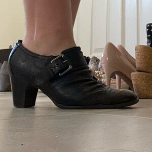 Black short heel zipper size 9